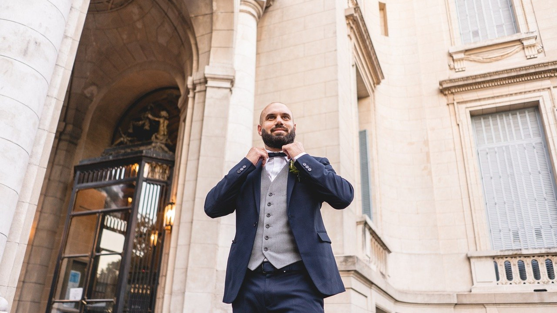 Comment assortir son noeud papillon à sa tenue ?