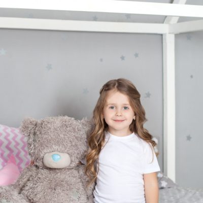 Transformez la chambre de votre enfant avec un lit cabane !
